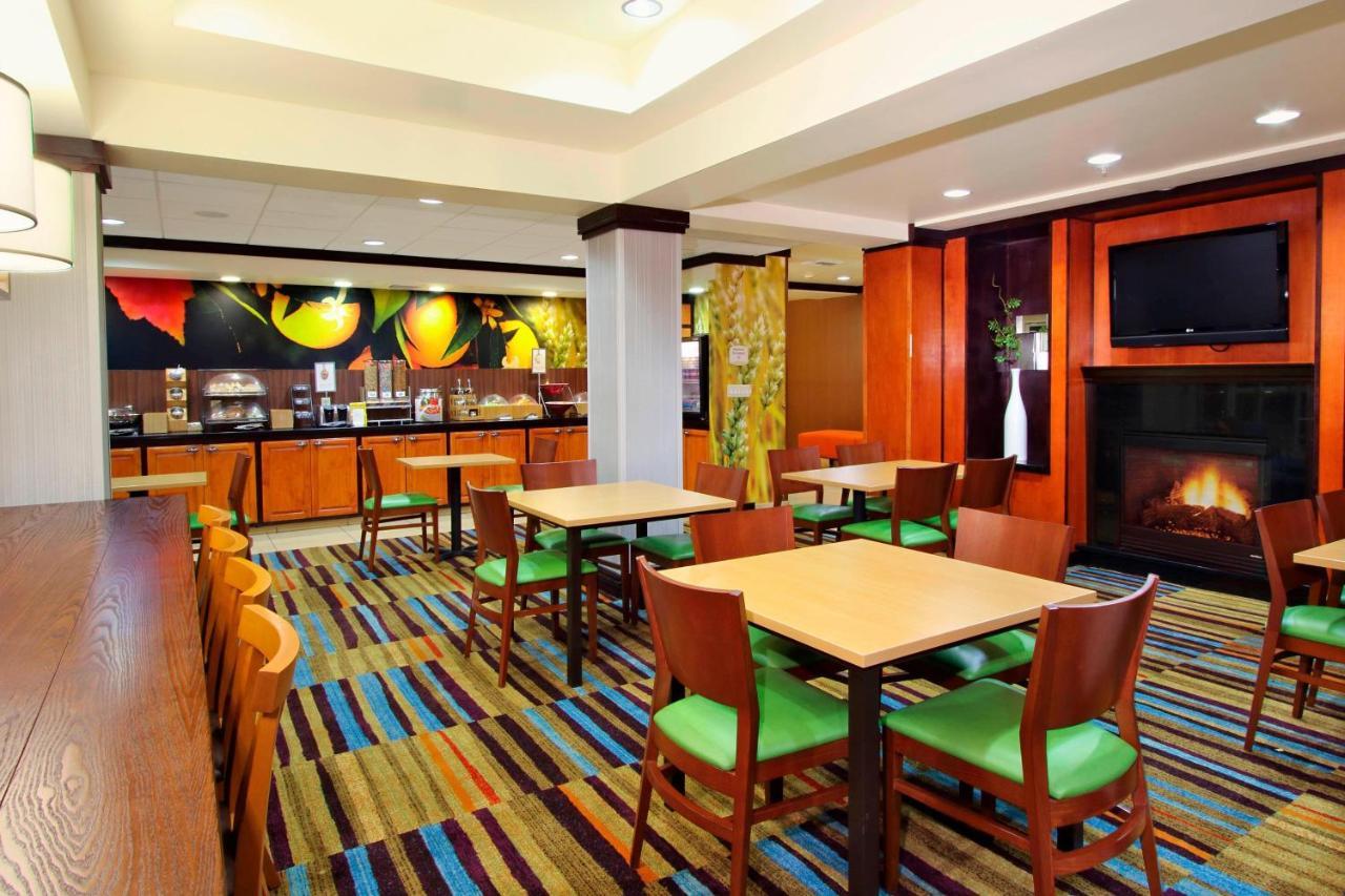 Fairfield Inn & Suites Fresno Кловіс Екстер'єр фото