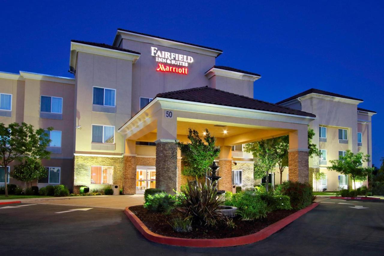Fairfield Inn & Suites Fresno Кловіс Екстер'єр фото