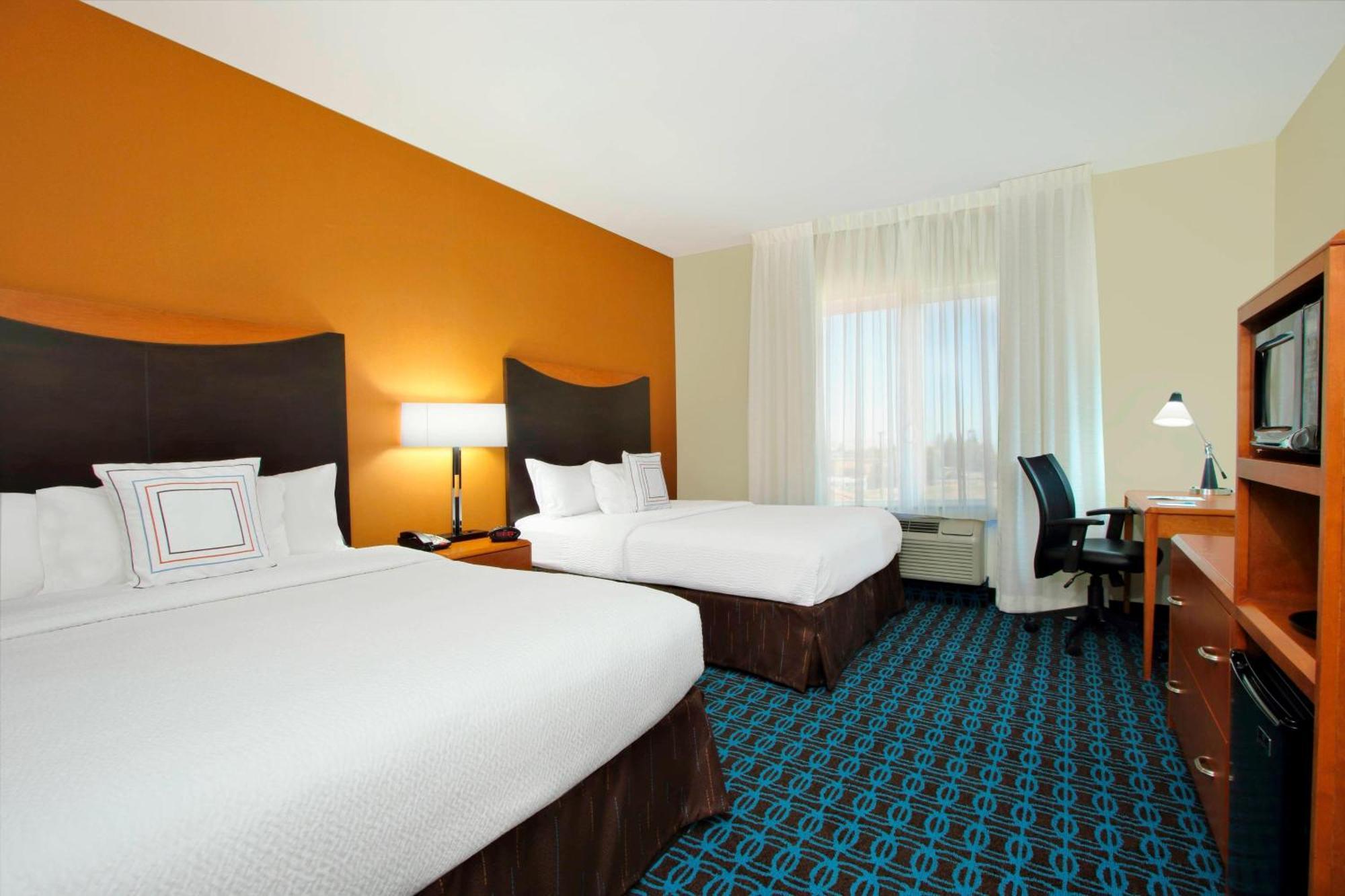 Fairfield Inn & Suites Fresno Кловіс Екстер'єр фото