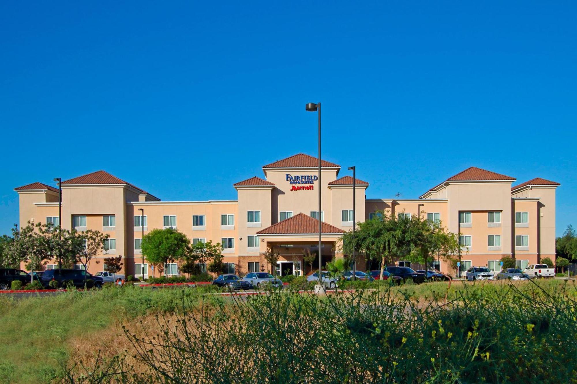 Fairfield Inn & Suites Fresno Кловіс Екстер'єр фото