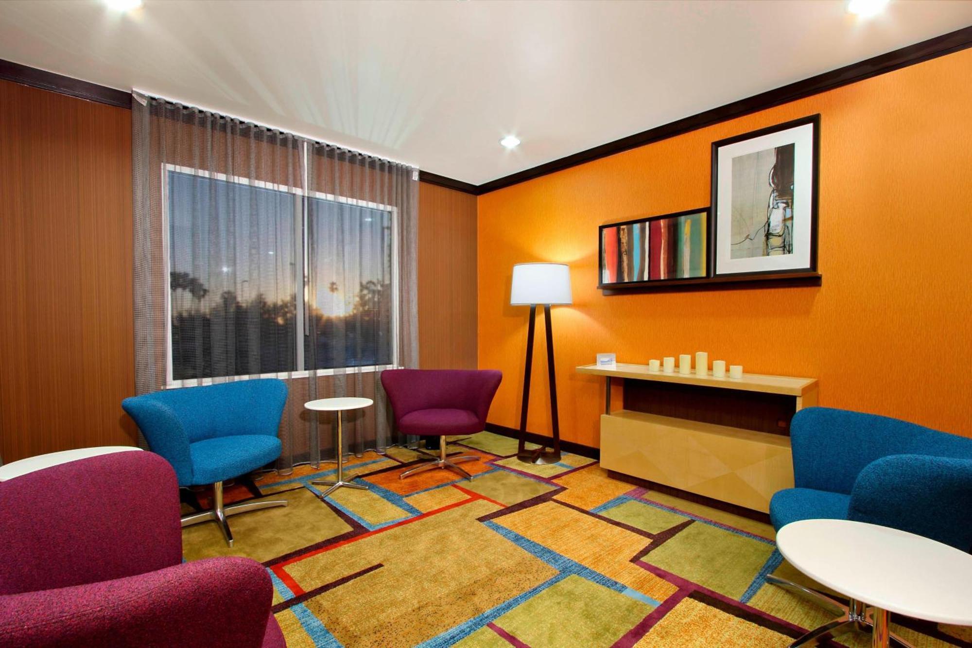 Fairfield Inn & Suites Fresno Кловіс Екстер'єр фото