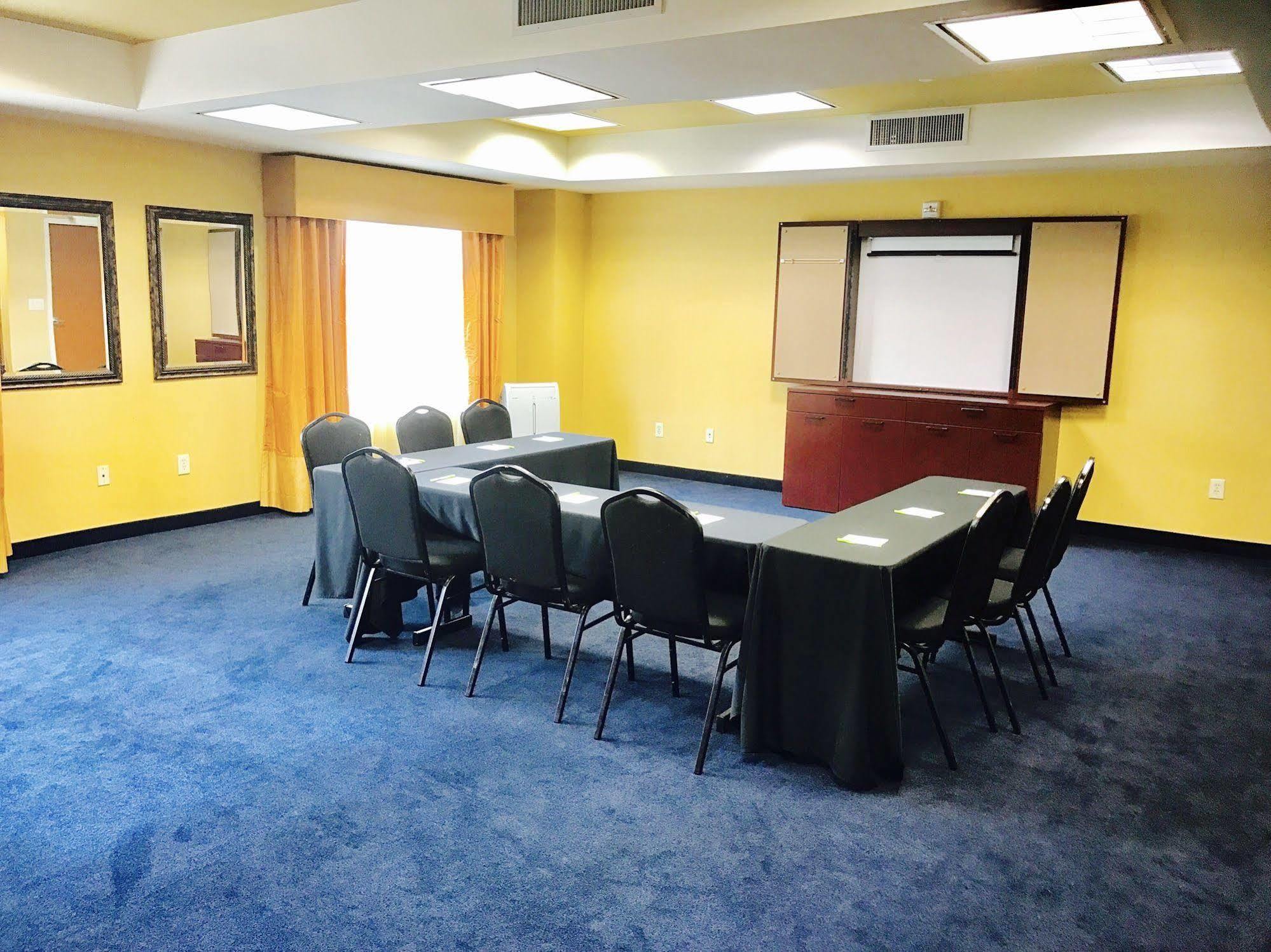 Fairfield Inn & Suites Fresno Кловіс Екстер'єр фото