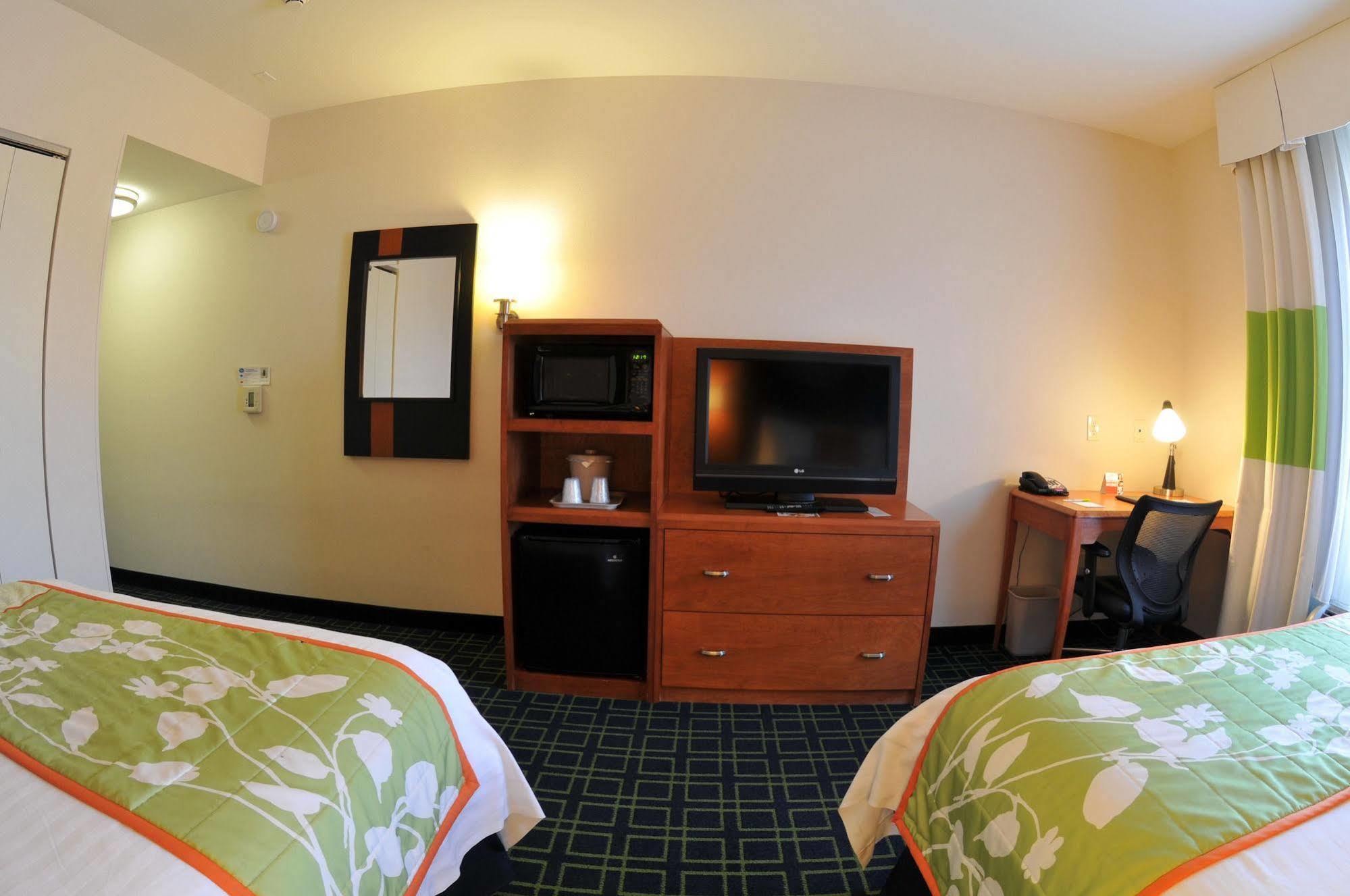 Fairfield Inn & Suites Fresno Кловіс Екстер'єр фото